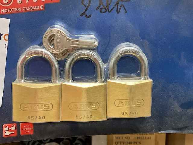 2 x sets hangslot - afbeelding 2 van  6