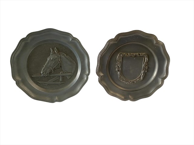 2 x tinnen schaaltje - dia 22,5 cm. - afbeelding 1 van  3