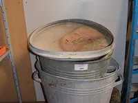 2 zinken bakken, 2 zolderwagentjes, alu trapladder 3 treden - afbeelding 3 van  7