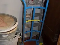 2 zinken bakken, 2 zolderwagentjes, alu trapladder 3 treden - afbeelding 6 van  7