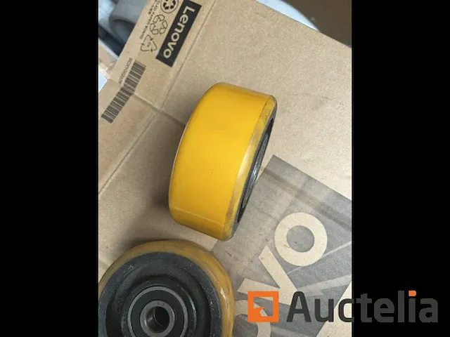 2 zware wielen 10x4 cm - afbeelding 2 van  3