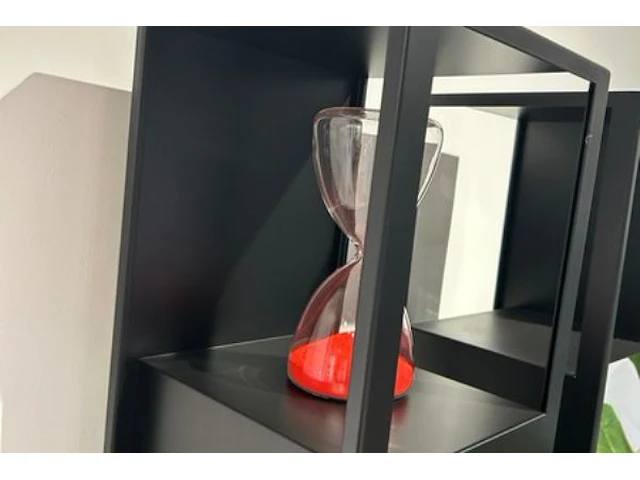 2 zwart metalen rekjes - afbeelding 2 van  8