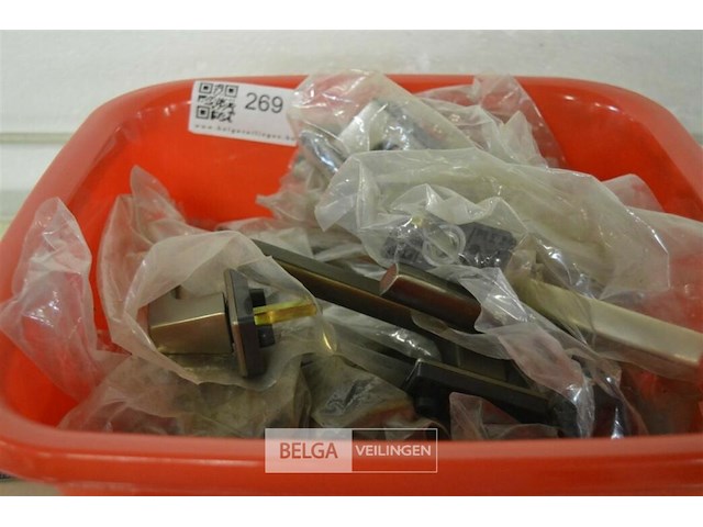 ±20 aluminium raam klinken - afbeelding 1 van  1