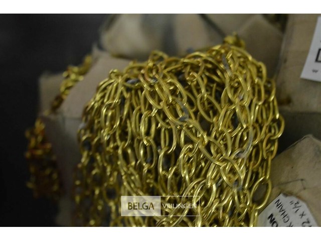 ±20 doosjes verkoperde ketting - afbeelding 3 van  3