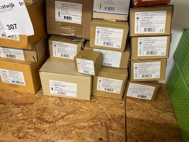 20 dozen houtbouten en schroeven - afbeelding 6 van  6