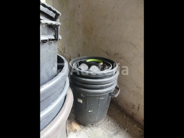 20 emmers - afbeelding 2 van  5