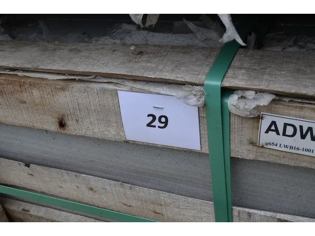 20 granieten platen gebrand en geborsteld met lijnen, 1 zijde afgewerkt grijs 220x30x3 (13,20m2) - afbeelding 2 van  7