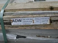 20 granieten platen gebrand en geborsteld met lijnen, 1 zijde afgewerkt grijs 220x45x3 (19,80m2) - afbeelding 6 van  6