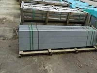 20 granieten platen gebrand en geborsteld met lijnen, 1 zijde afgewerkt grijs 220x45x3 (19,80m2) - afbeelding 6 van  8