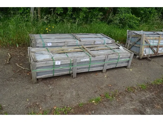 20 granieten platen gebrand en geborsteld met lijnen, 2 zijden afgewerkt grijs 220x30x3 (13,00m2) - afbeelding 1 van  7