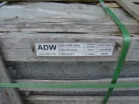 20 granieten platen gebrand en geborsteld met lijnen, 2 zijden afgewerkt grijs 220x30x3 (13,00m2) - afbeelding 6 van  7