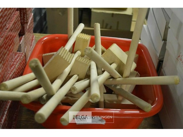 ±20 houten vleeshamers - afbeelding 3 van  3