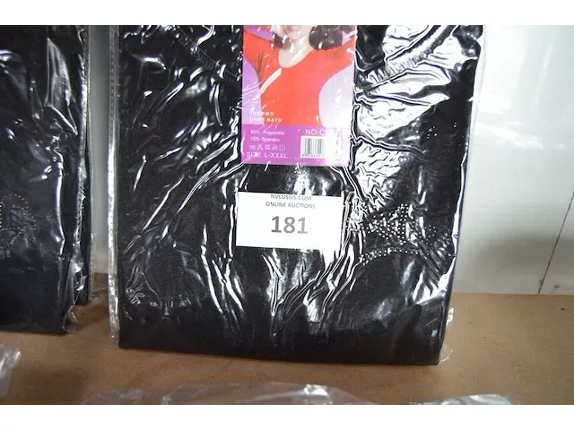 20 paar sportsokken maat 35/38, 8 thermo onderlijfjes voor dames maat l/xxxl - afbeelding 2 van  5
