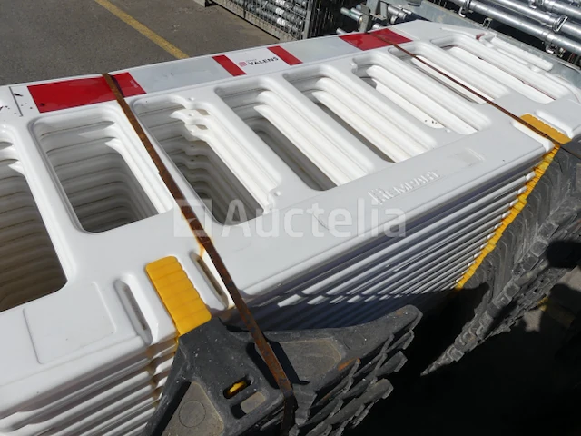 20 pvc bouwbarrières - afbeelding 5 van  9