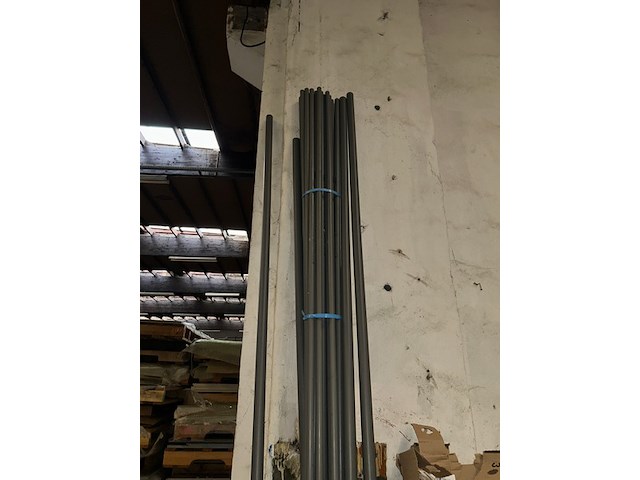 20 pvc buizen - afbeelding 1 van  2