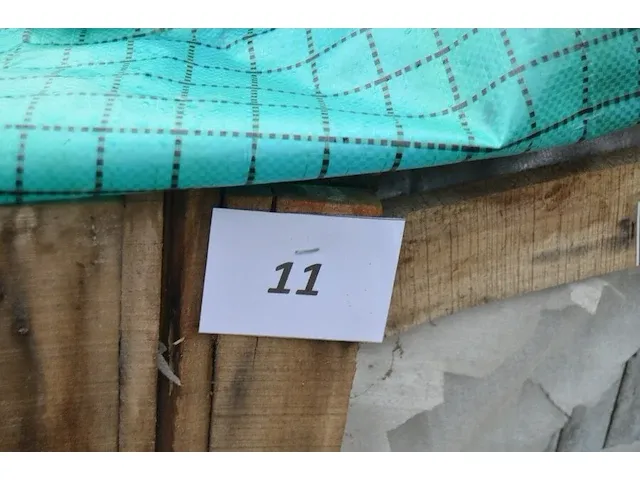 20 stuks grijs granieten platen voor tuinschermen en lage muurtjes gebrand en geborsteld met lijnen 2 zijden afgewerkt afm. 220x60x3 - afbeelding 2 van  5