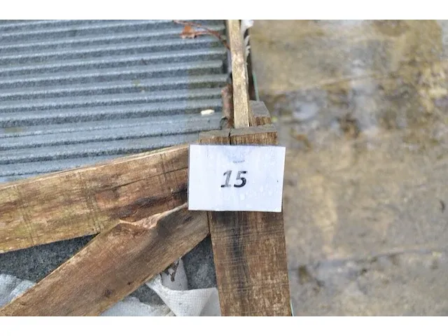 20 stuks grijs granieten platen voor tuinschermen en lage muurtjes gebrand en geborsteld met lijnen 2 zijden afgewerkt afm. 220x45x3 - afbeelding 2 van  6