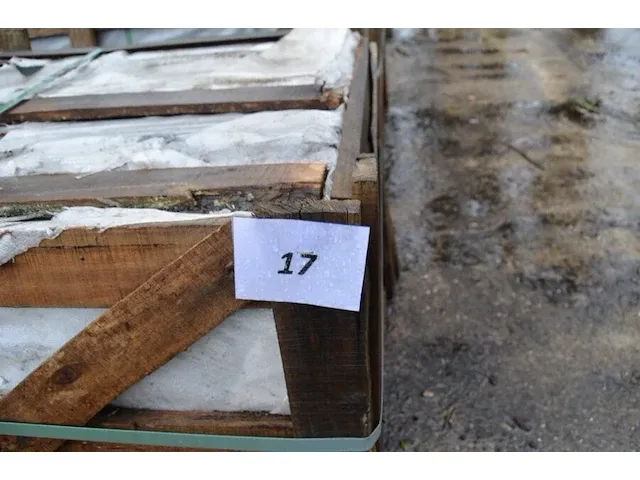 20 stuks grijs granieten platen voor tuinschermen en lage muurtjes gebrand en geborsteld met lijnen 1 zijde afgewerkt afm. 220x45x3 - afbeelding 2 van  6