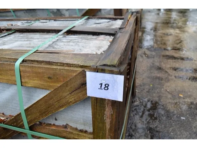 20 stuks grijs granieten platen voor tuinschermen en lage muurtjes gebrand en geborsteld met lijnen 1 zijde afgewerkt afm. 220x45x3 - afbeelding 2 van  6