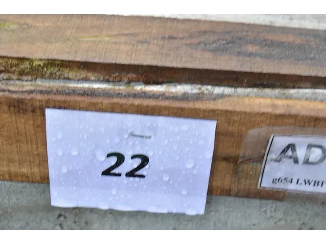 20 stuks grijs granieten platen voor tuinschermen en lage muurtjes gebrand en geborsteld met lijnen 2 zijden afgewerkt afm. 220x30x3 - afbeelding 2 van  5