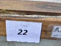 20 stuks grijs granieten platen voor tuinschermen en lage muurtjes gebrand en geborsteld met lijnen 2 zijden afgewerkt afm. 220x30x3 - afbeelding 2 van  5