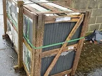 20 stuks grijs granieten platen voor tuinschermen en lage muurtjes gebrand en geborsteld met lijnen zijde afgewerkt afm. 220x90x3 - afbeelding 4 van  5