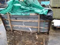 20 stuks grijs granieten platen voor tuinschermen en lage muurtjes gebrand en geborsteld met lijnen 2 zijde afgewerkt afm. 220x90x3