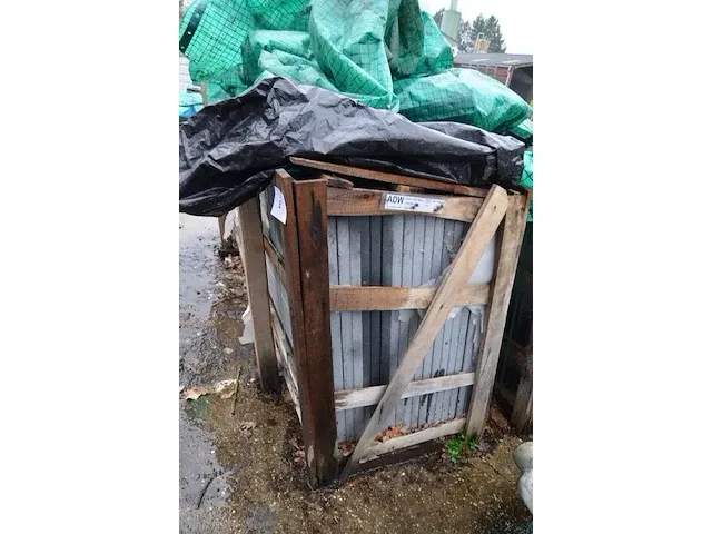 20 stuks grijs granieten platen voor tuinschermen en lage muurtjes gebrand en geborsteld met lijnen 2 zijde afgewerkt afm. 220x90x3 - afbeelding 4 van  5
