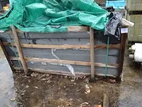 20 stuks grijs granieten platen voor tuinschermen en lage muurtjes gebrand en geborsteld met lijnen 2 zijde afgewerkt afm. 220x90x3