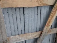 20 stuks grijs granieten platen voor tuinschermen en lage muurtjes gebrand en geborsteld met lijnen 2 zijde afgewerkt afm. 220x90x3 - afbeelding 4 van  5