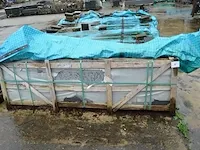 20 stuks grijs granieten platen voor tuinschermen en lage muurtjes gebrand en geborsteld met lijnen 2 zijden afgewerkt afm. 220x60x3 - afbeelding 1 van  5