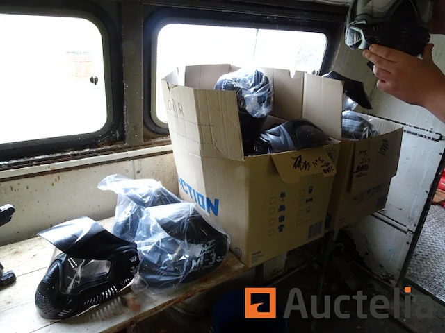 20 valken mi-3 zwarte maskers - afbeelding 1 van  7
