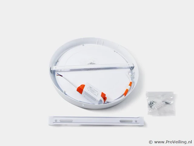 20 x led-paneel – ronde opbouwmontage – 18w – 3000k – warm wit - afbeelding 3 van  4
