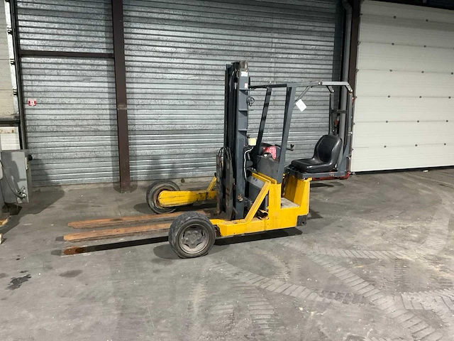 200 kooiaap z1-3-1528 meeneeem vorkheftruck - afbeelding 1 van  13