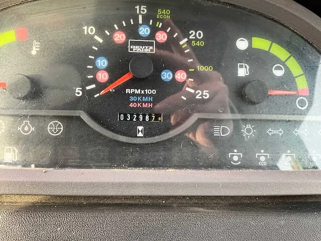 2000 - deutz fahr - agroplus 70 - vierwielaangedreven landbouwtractor - afbeelding 10 van  28
