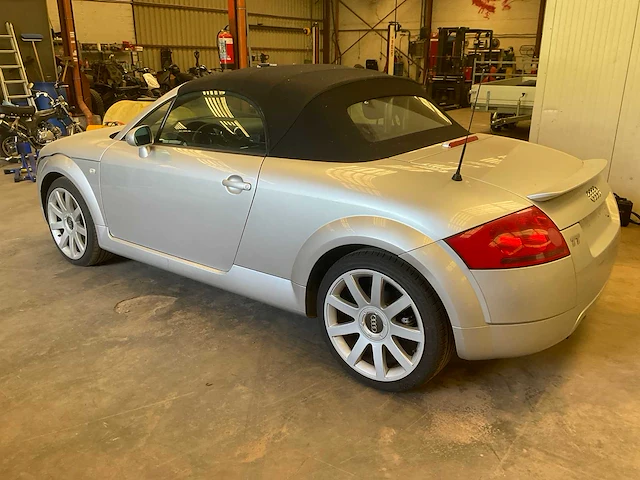 2000 audi tt tts personenauto - afbeelding 18 van  24