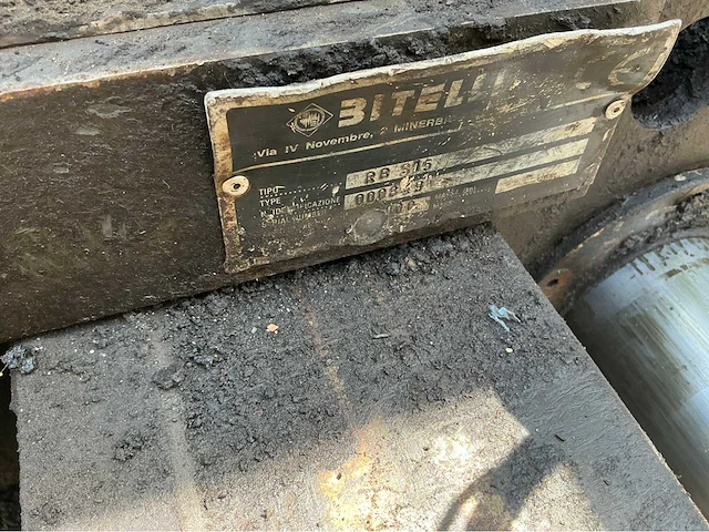 2000 bitelli bb632 asfalteermachine - afbeelding 10 van  36