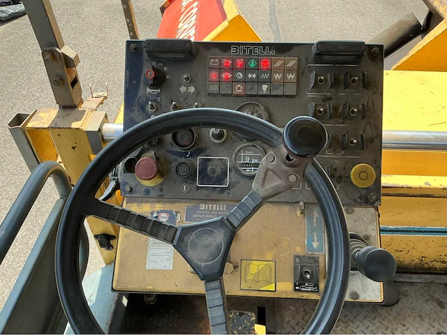 2000 bitelli bb632 asfalteermachine - afbeelding 11 van  36