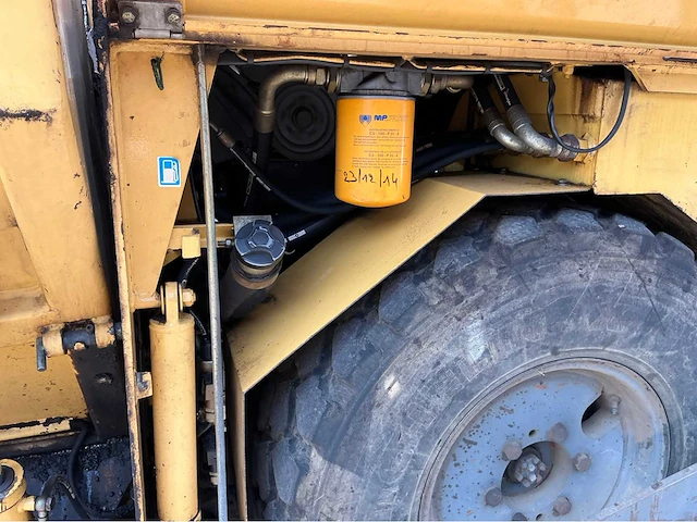 2000 bitelli bb632 asfalteermachine - afbeelding 19 van  36