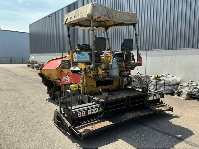 2000 bitelli bb632 asfalteermachine - afbeelding 23 van  36