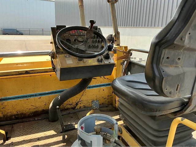 2000 bitelli bb632 asfalteermachine - afbeelding 14 van  36