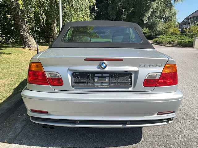 2000 bmw 320ci cabrio personenauto - afbeelding 28 van  30