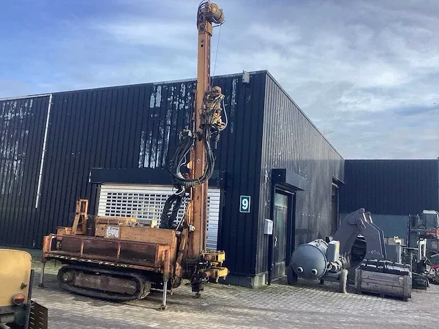 2000 bonne esperance sa be 3050 verticale boorinstallatie - afbeelding 13 van  16