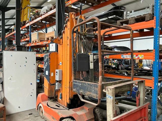 2000 grove toucan 1100 a hoogwerker - afbeelding 8 van  15