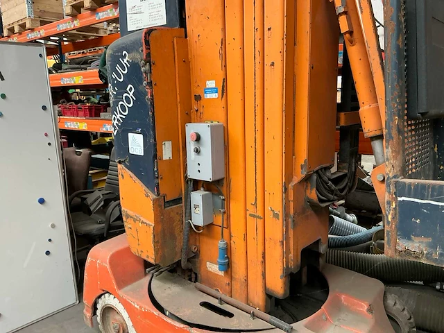 2000 grove toucan 1100 a hoogwerker - afbeelding 11 van  15