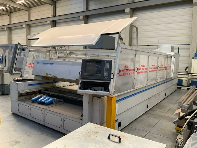 2000 haco fly3-olb co2 lasersnijmachine - afbeelding 3 van  9