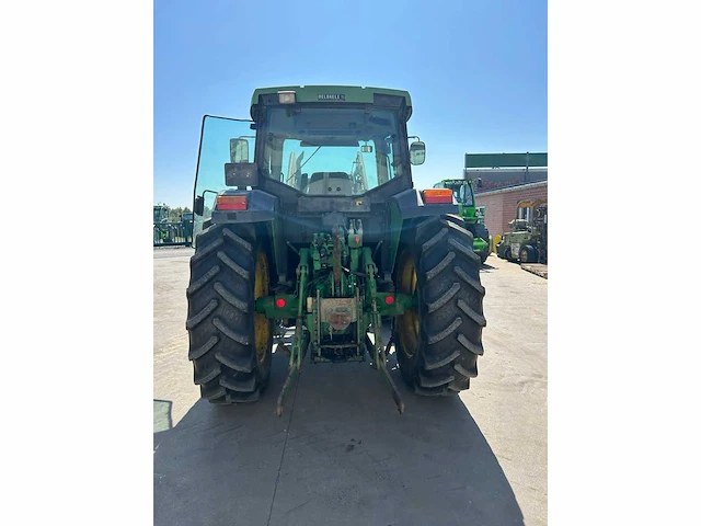 2000 john deere 6210 tractor met gaas voorlader - afbeelding 6 van  12