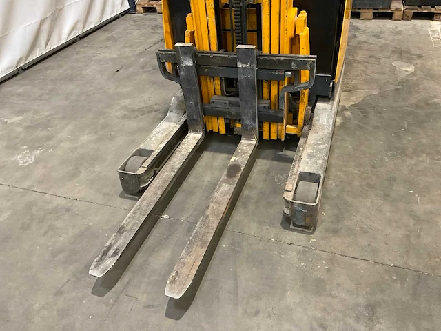 2000 jungheinrich etm 112-g 425 d2 reach truck - afbeelding 12 van  14