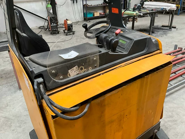 2000 jungheinrich etv 114 reach-truck - afbeelding 10 van  28