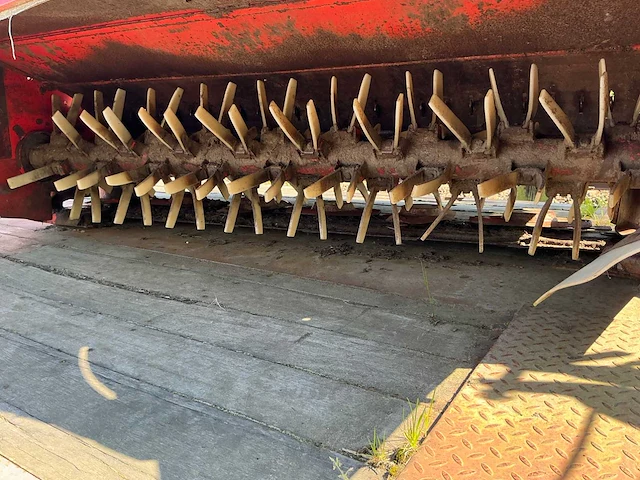 2000 kuhn fc 283 schijvenmaaier - afbeelding 4 van  13